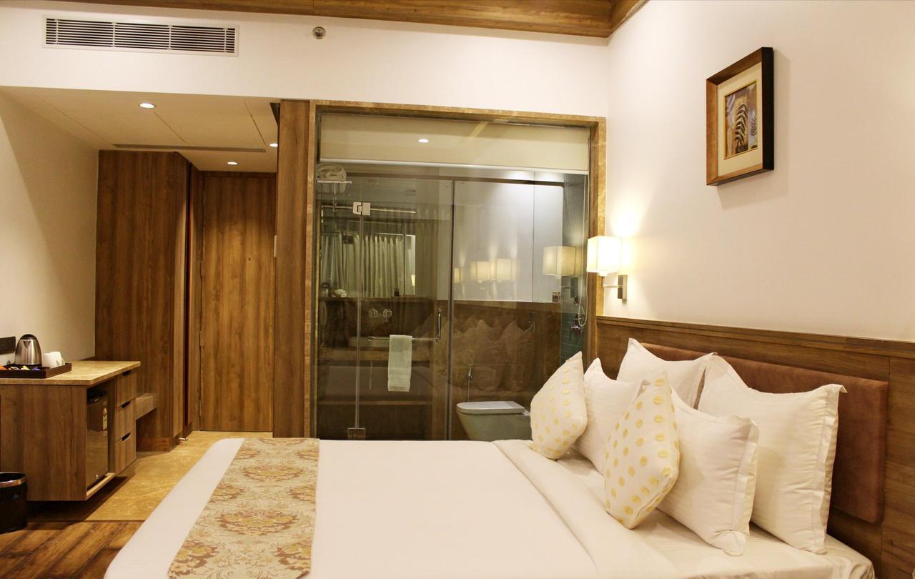 Skk Blu Hotel & Spa Udaipur Eksteriør billede