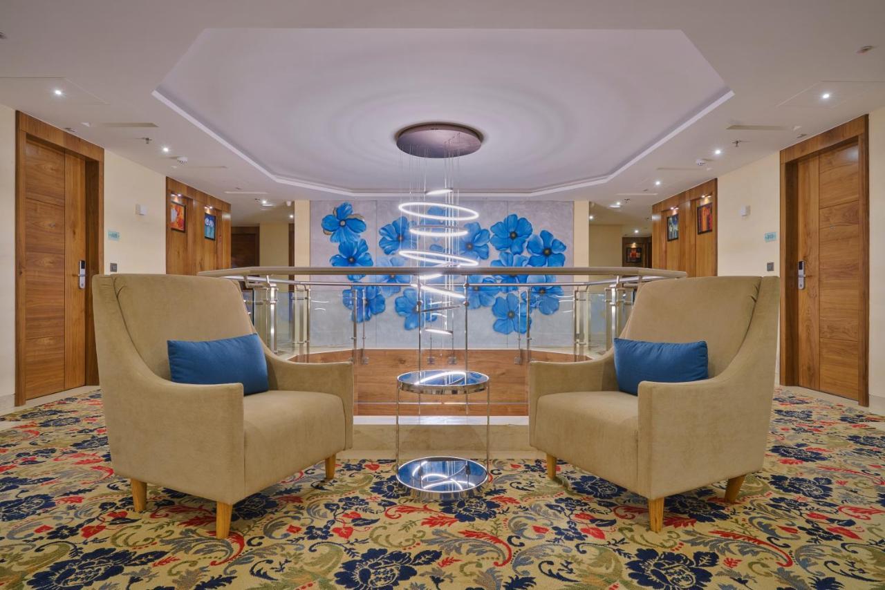 Skk Blu Hotel & Spa Udaipur Eksteriør billede